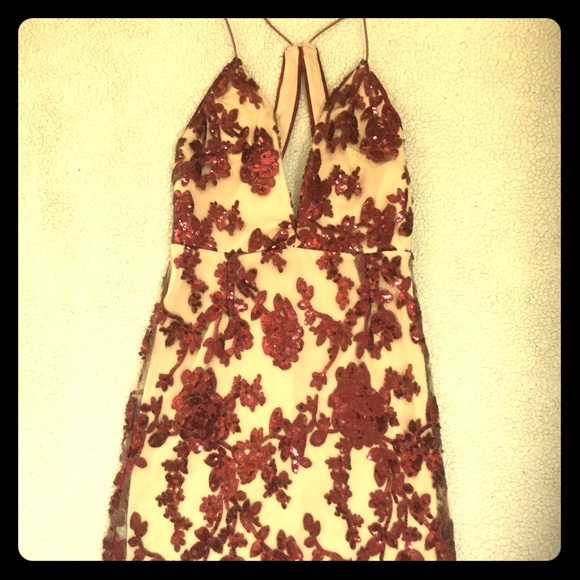 Luxxel Dresses & Skirts - LUXXEL sequin floral embroidered party dress